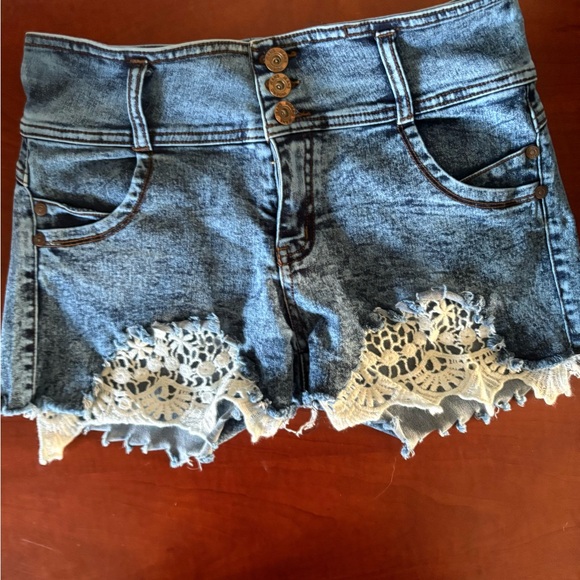 Blue Jean Shorts with Lace Trim - Picture 2 of 6